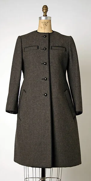 Coat — Geoffrey Beene
