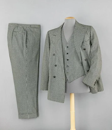 Suit