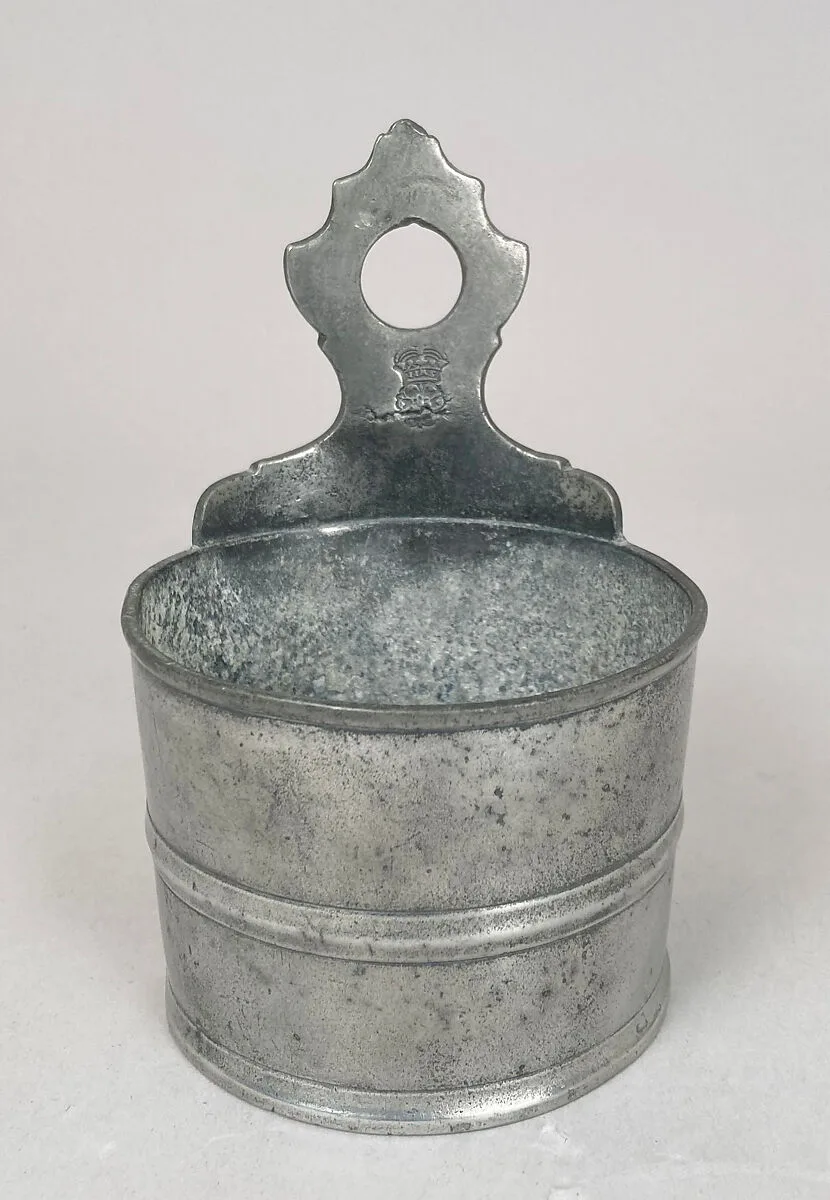 Salt box — Unknown