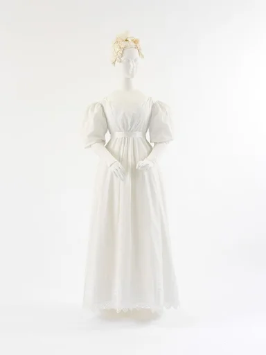 Underdress