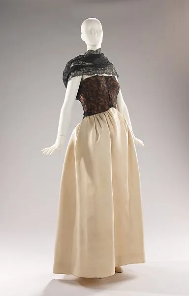 Evening dress — Cristobal Balenciaga|House of Balenciaga
