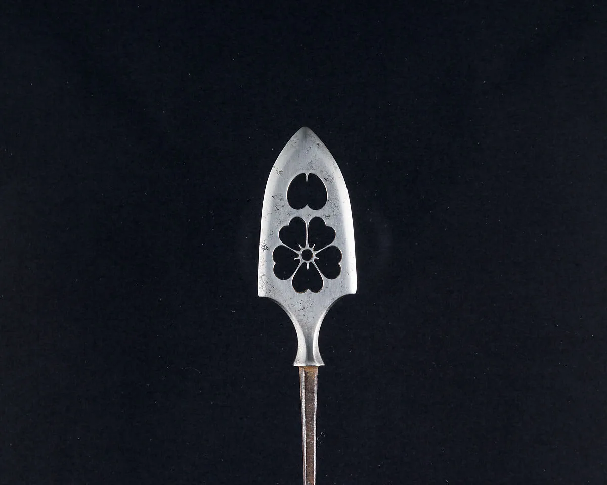 Arrowhead (<i>Yanone</i>) — Unknown