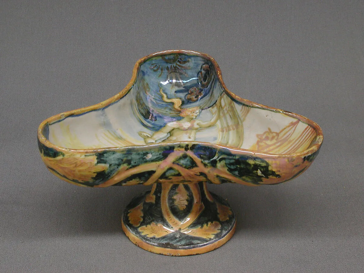 Trilobed vessel with figure of Fortuna — Unknown