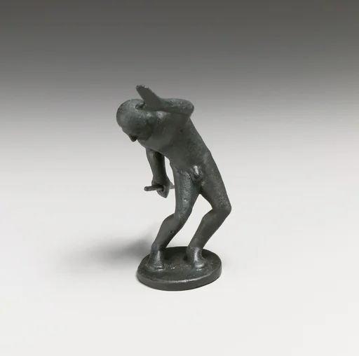 Statuette of an athlete
