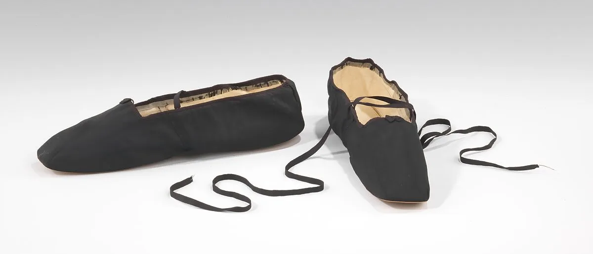 Evening slippers — Melnotte|J. Petit