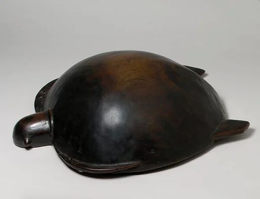 Turtle-Shaped Bowl (Darivonu)