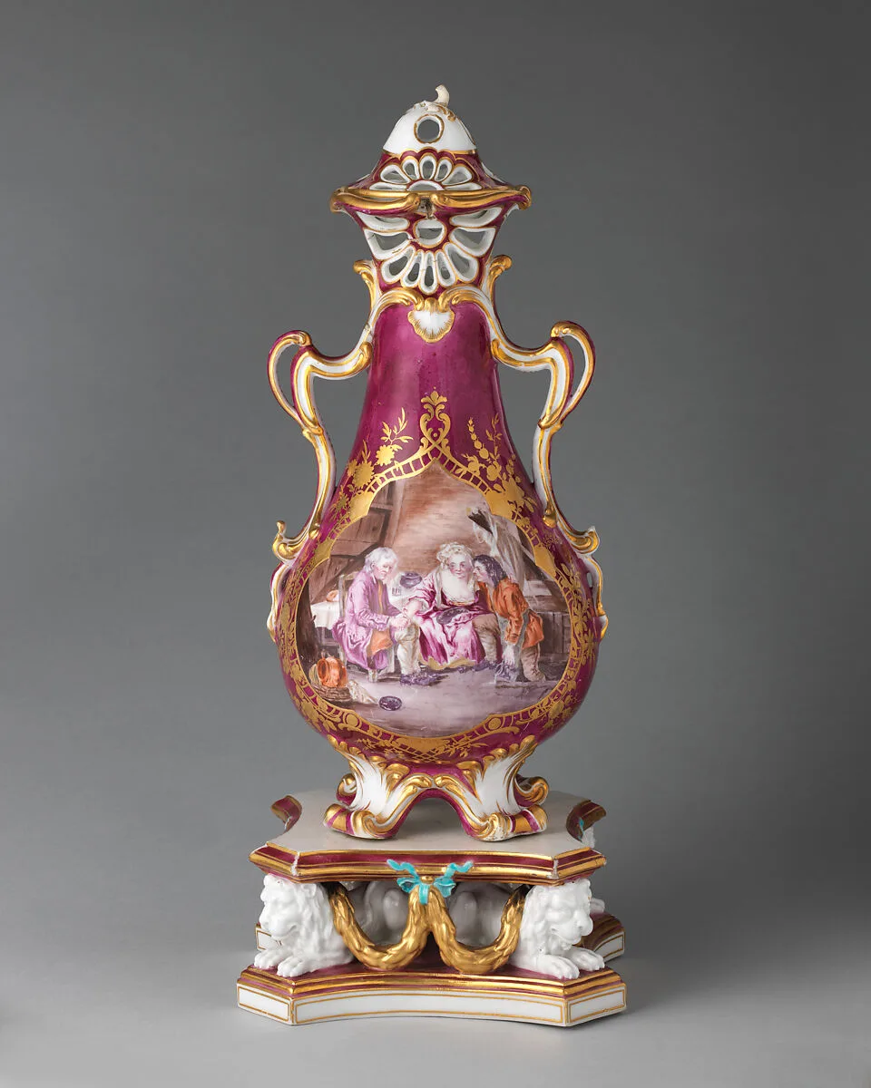 Perfume vase — Chelsea Porcelain Manufactory