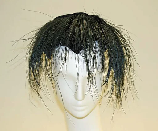 Dinner hat