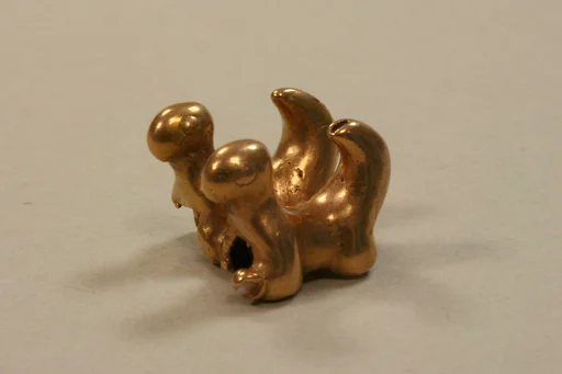 Double-Animal Pendant