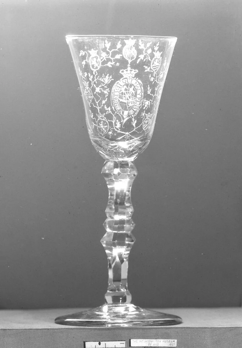 Wineglass with arms of William V, Prince of Orange — Unknown