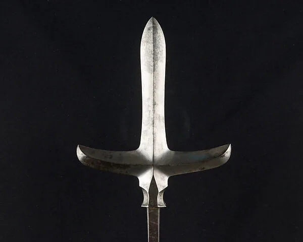 Arrowhead (<i>Yanone</i>) — Unknown