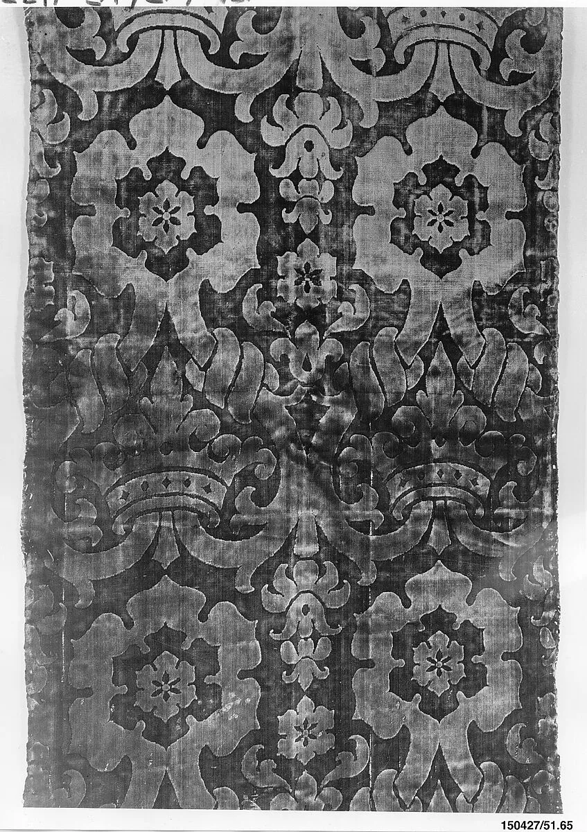 Length of velvet — Unknown
