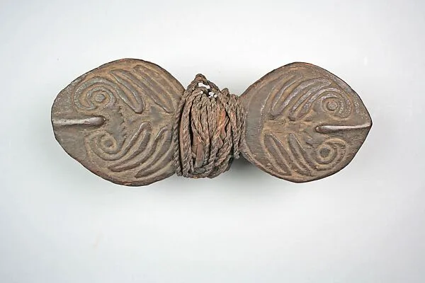 Crosspiece for a Head Carrier — Unknown