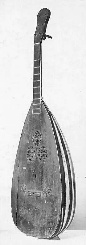 Lute — Unknown
