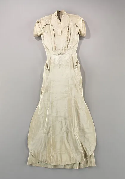 Evening dress — Charles James