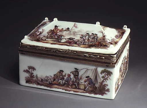 Snuffbox