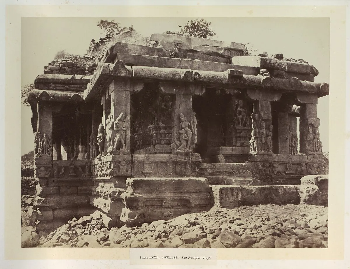 Architecture in Dharwar and Mysore — Thomas Biggs|Andrew Charles Brisbane Neill|Doctor William Henry Pigou|Colonel Philip Meadows Taylor|James Fergusson