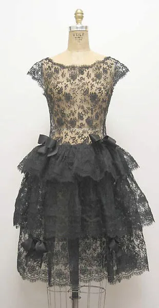 Ensemble — Hubert de Givenchy|Massaro