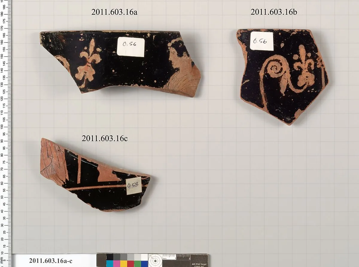 Fragments of a terracotta skyphos — Unknown