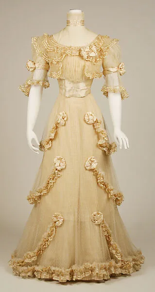 Evening dress — Jacques Doucet