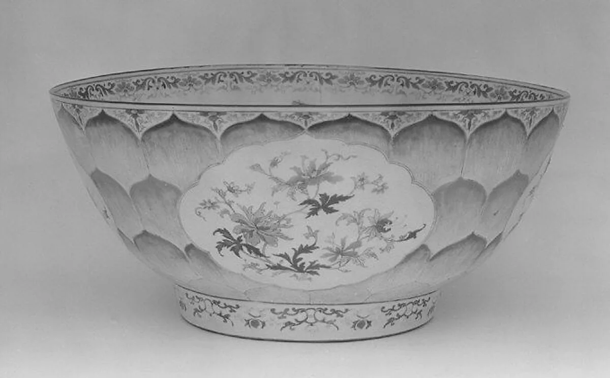Punch bowl — Unknown