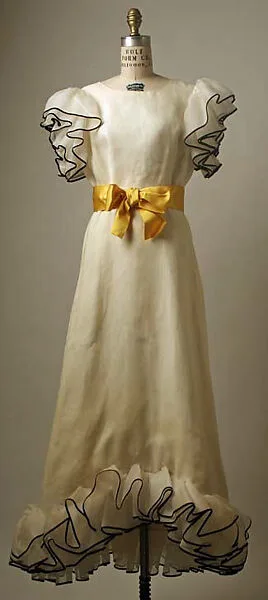 Evening dress — Yves Saint Laurent|Yves Saint Laurent