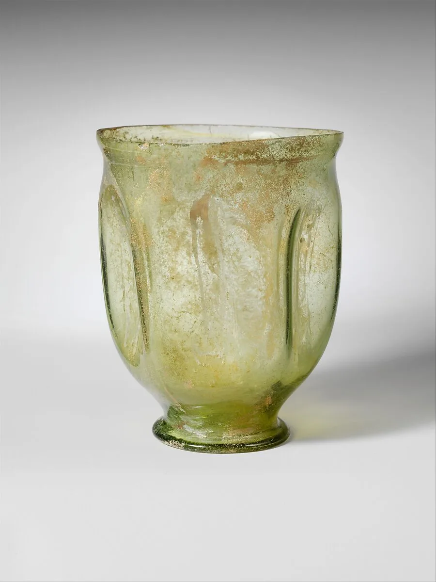 Glass beaker — Unknown