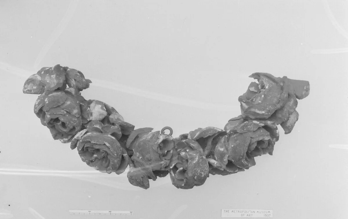 Garland (part of a set) — Unknown