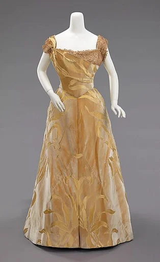 Ball gown