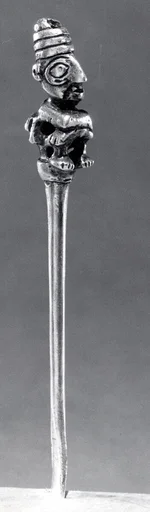Lime Spoon with Seated Figure