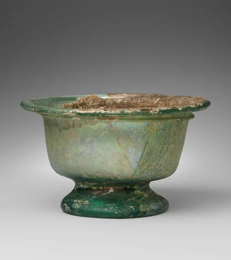 Glass bowl