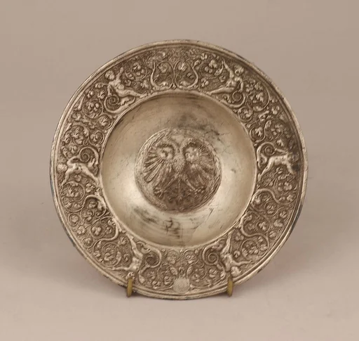 Plate
