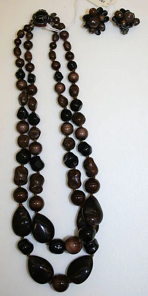 Jewelry set — Unknown
