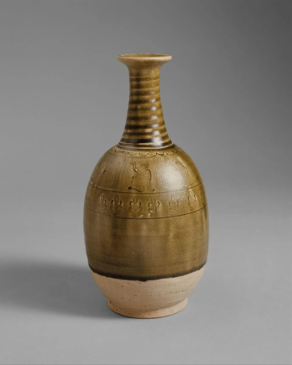 隋 酱釉瓷瓶|Bottle — Unknown