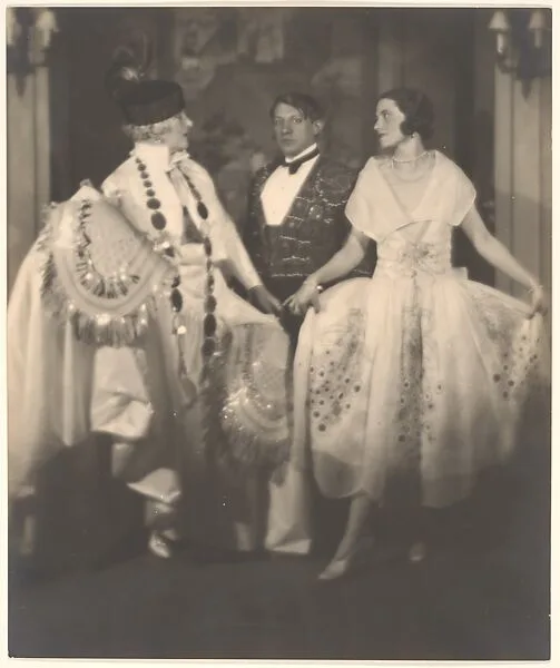 Bal of Etienne de Beaumont — Man Ray|Pablo Picasso|Olga Khokhlova
