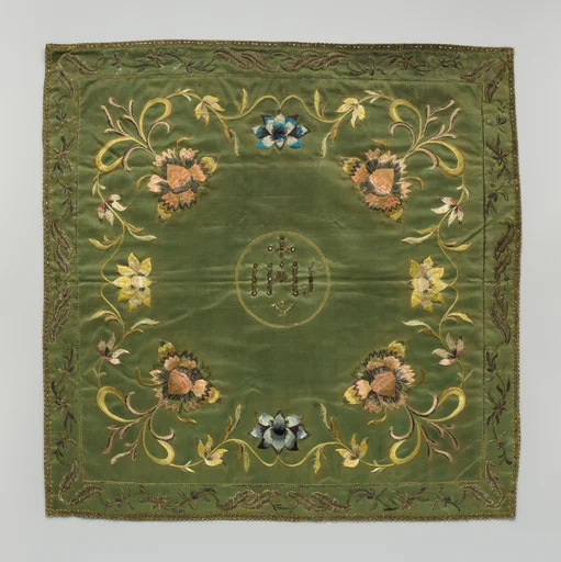 Chalice veil