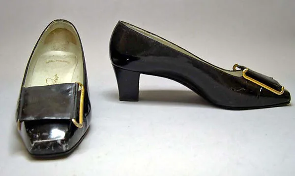 Pumps — Roger Vivier