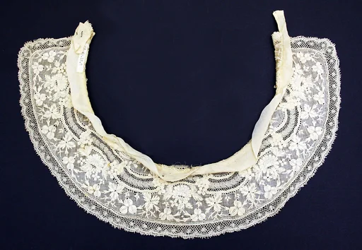 Collar