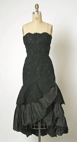 Evening dress — Cristobal Balenciaga|House of Balenciaga