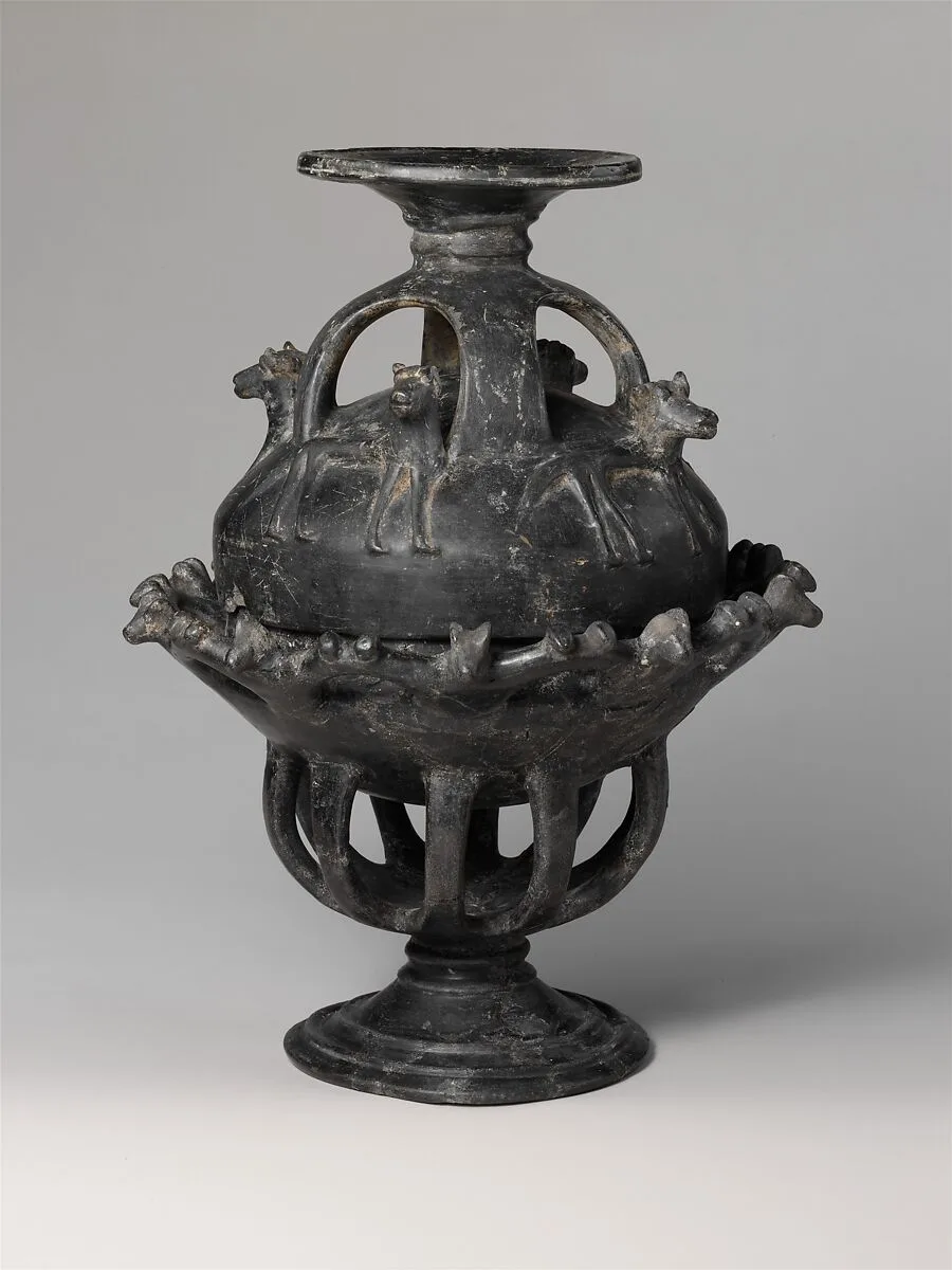 Terracotta pyxis (box with lid) — Unknown