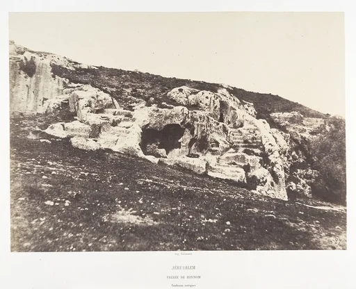Jérusalem, Vallée de Hinnom, Tombeaux antiques
