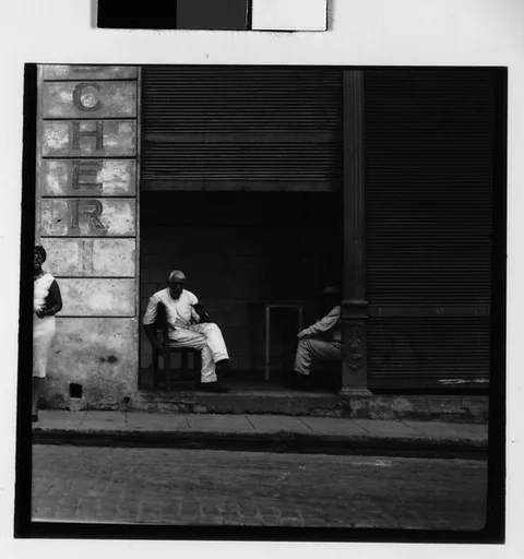 [Corner Dairy Shop, Havana]