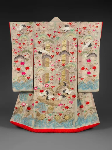 白鼠縮緬地松竹梅鶴亀模様打掛|Outer Robe (Uchikake) with Mount Penglai