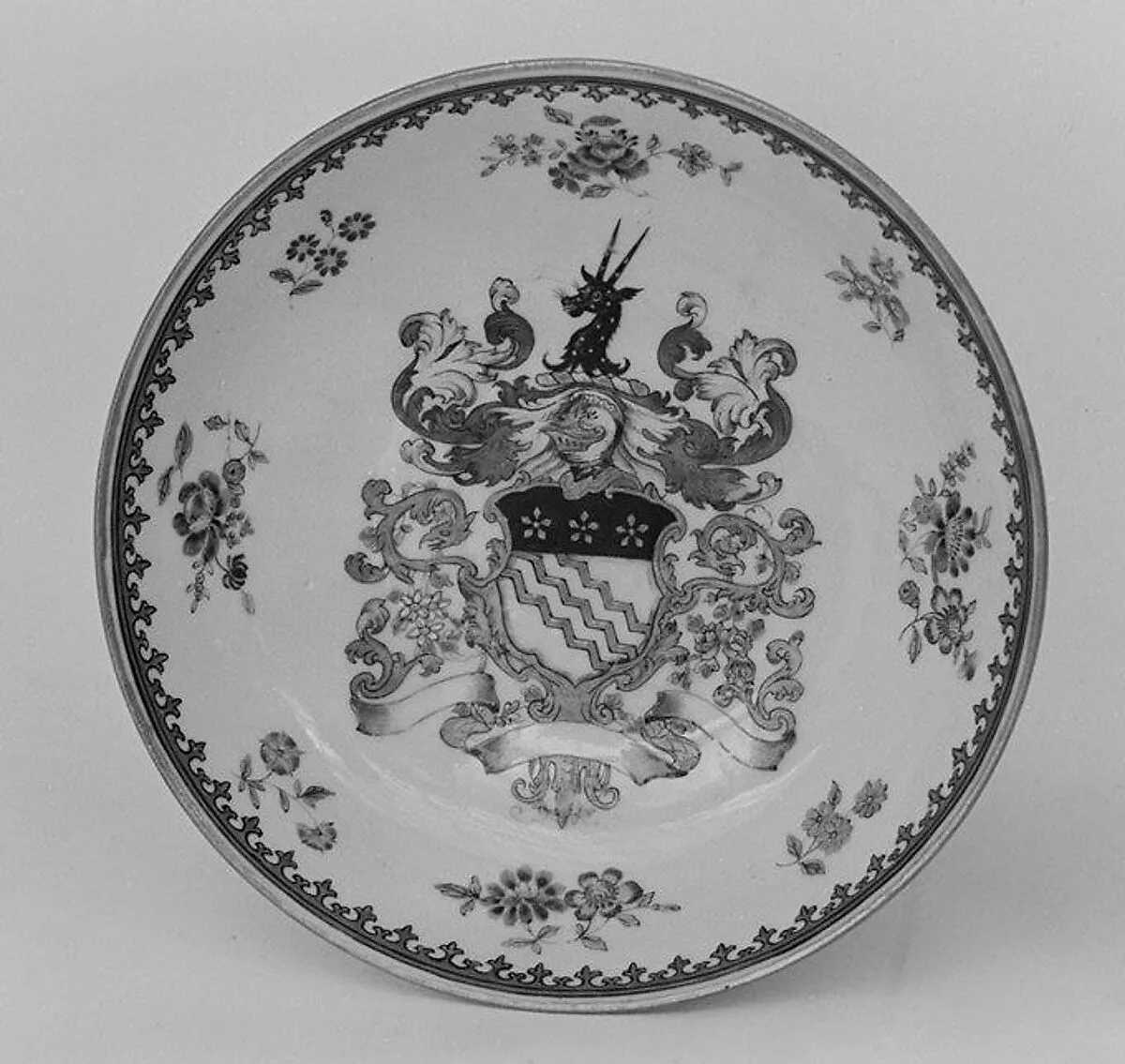 Saucer (part of a service) — Unknown