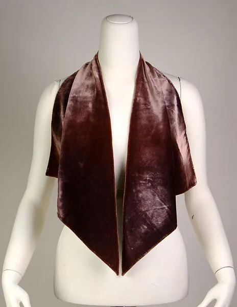 Scarf — Caroline Reboux