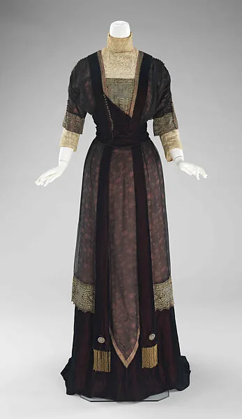 Dinner dress — Redfern