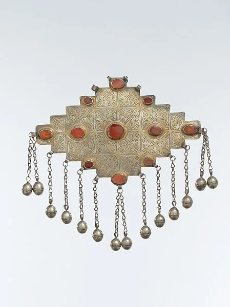 Gul-Shaped Pectoral Ornament — Unknown