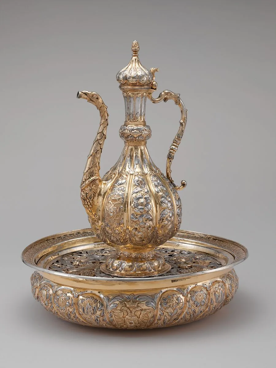 Ewer and basin (lavabo set) — Chisinau Court Workshop