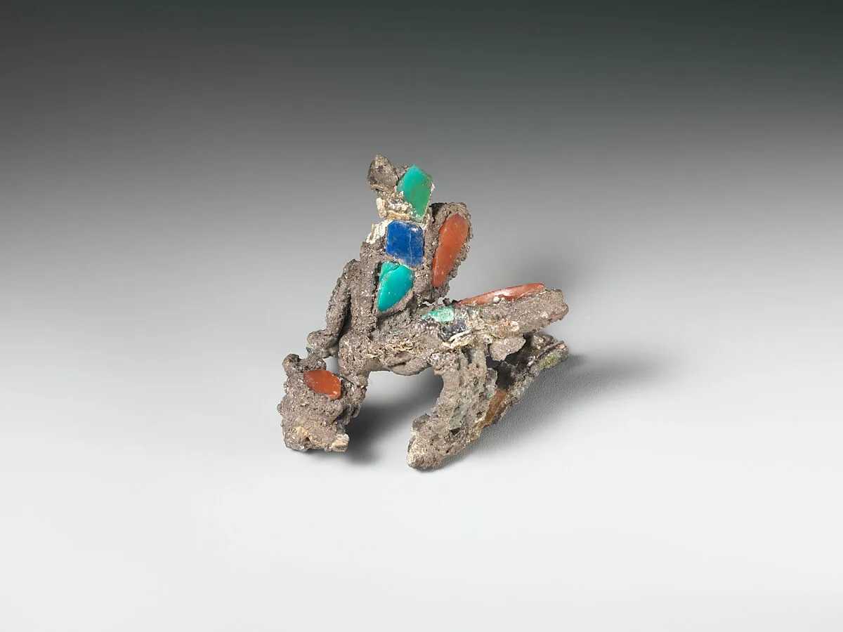 A jewelry element in the form of an inlaid bee — Unknown