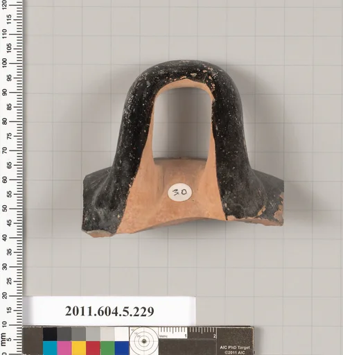 Terracotta rim fragment of a kylix (drinking cup)